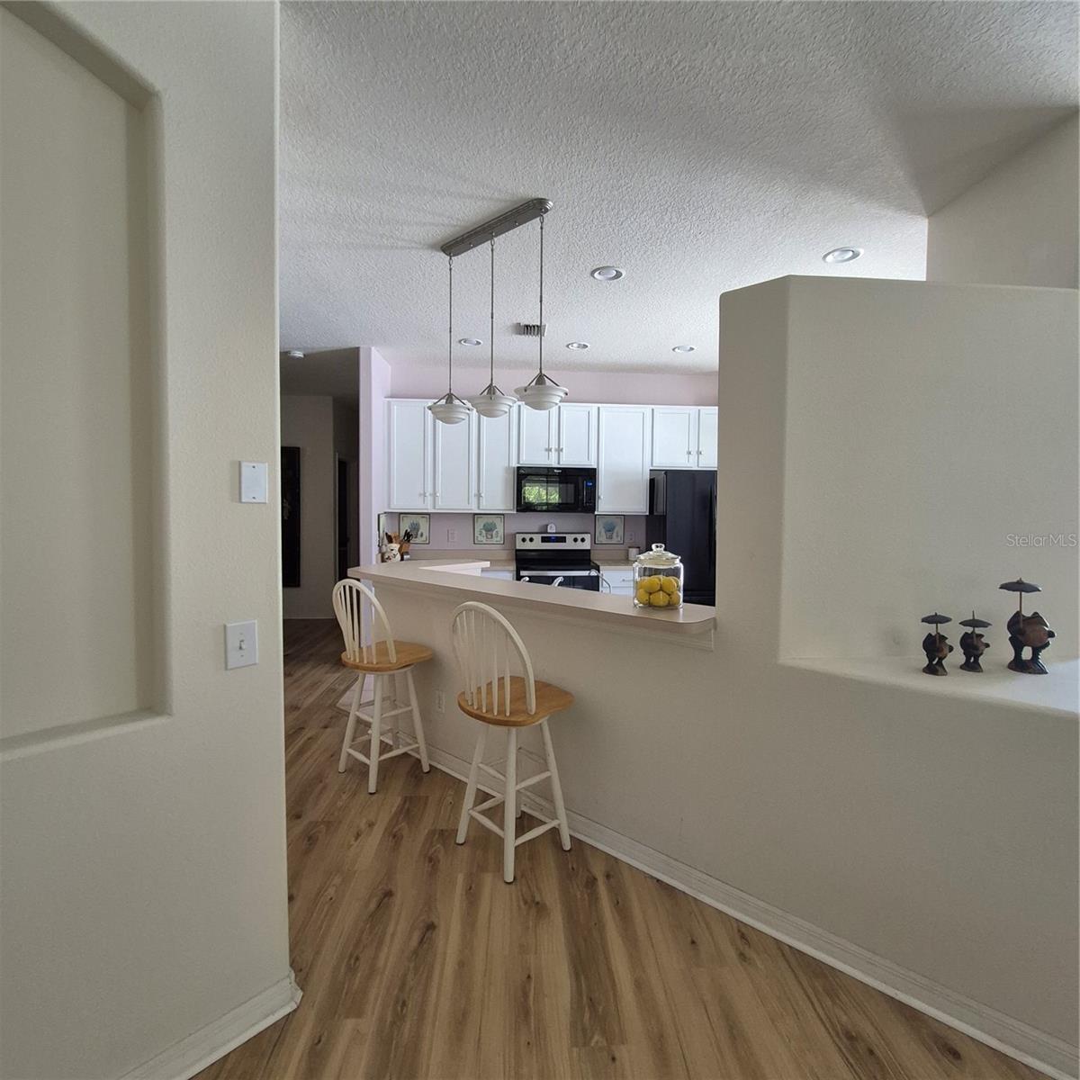 WESTMONT OAKS - Residential