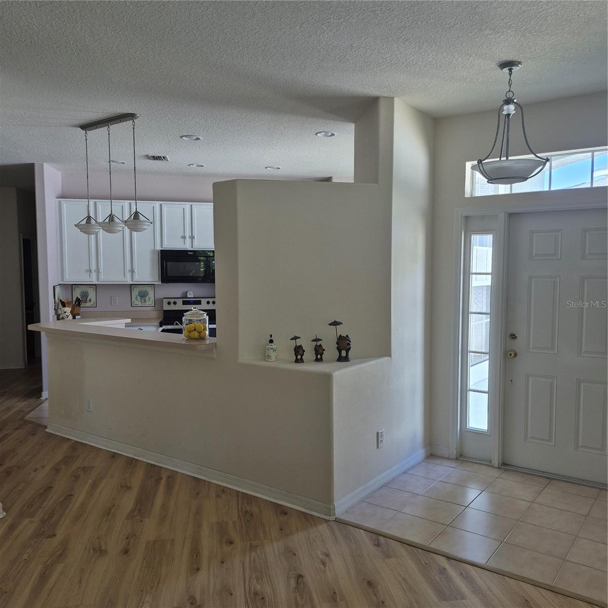 WESTMONT OAKS - Residential