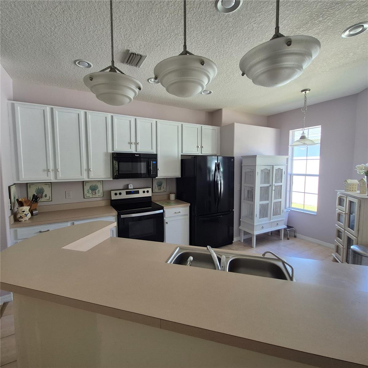 WESTMONT OAKS - Residential