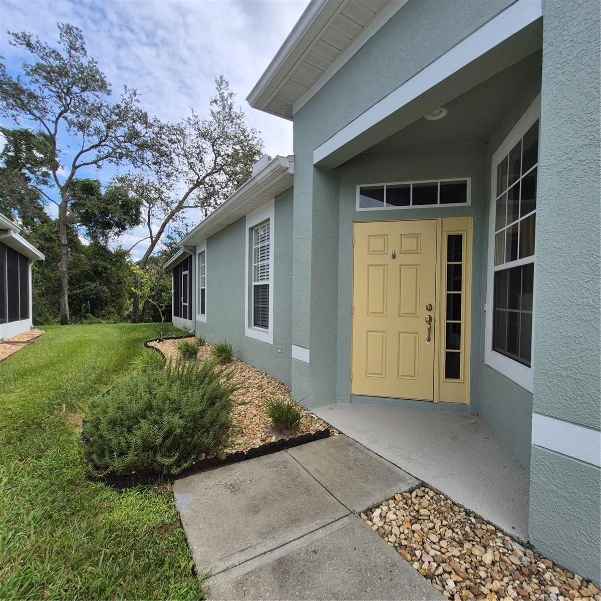 WESTMONT OAKS - Residential
