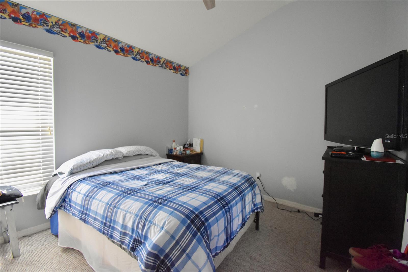 LAKE SHORE RANCH PH II B - Residential