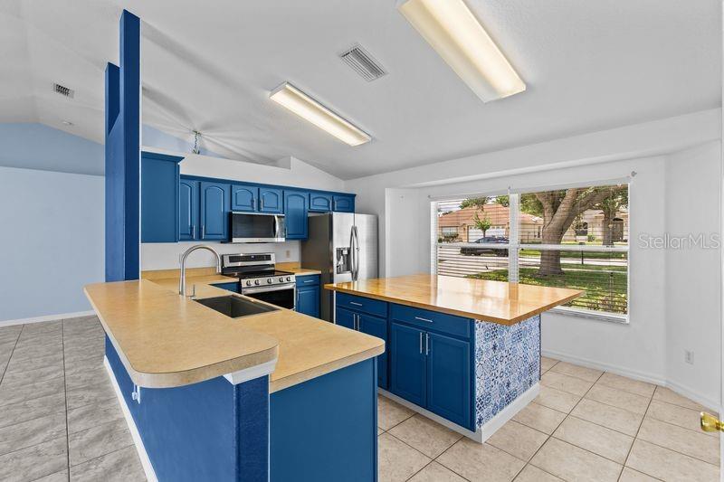 214 COMPASS ROSE DRIVE