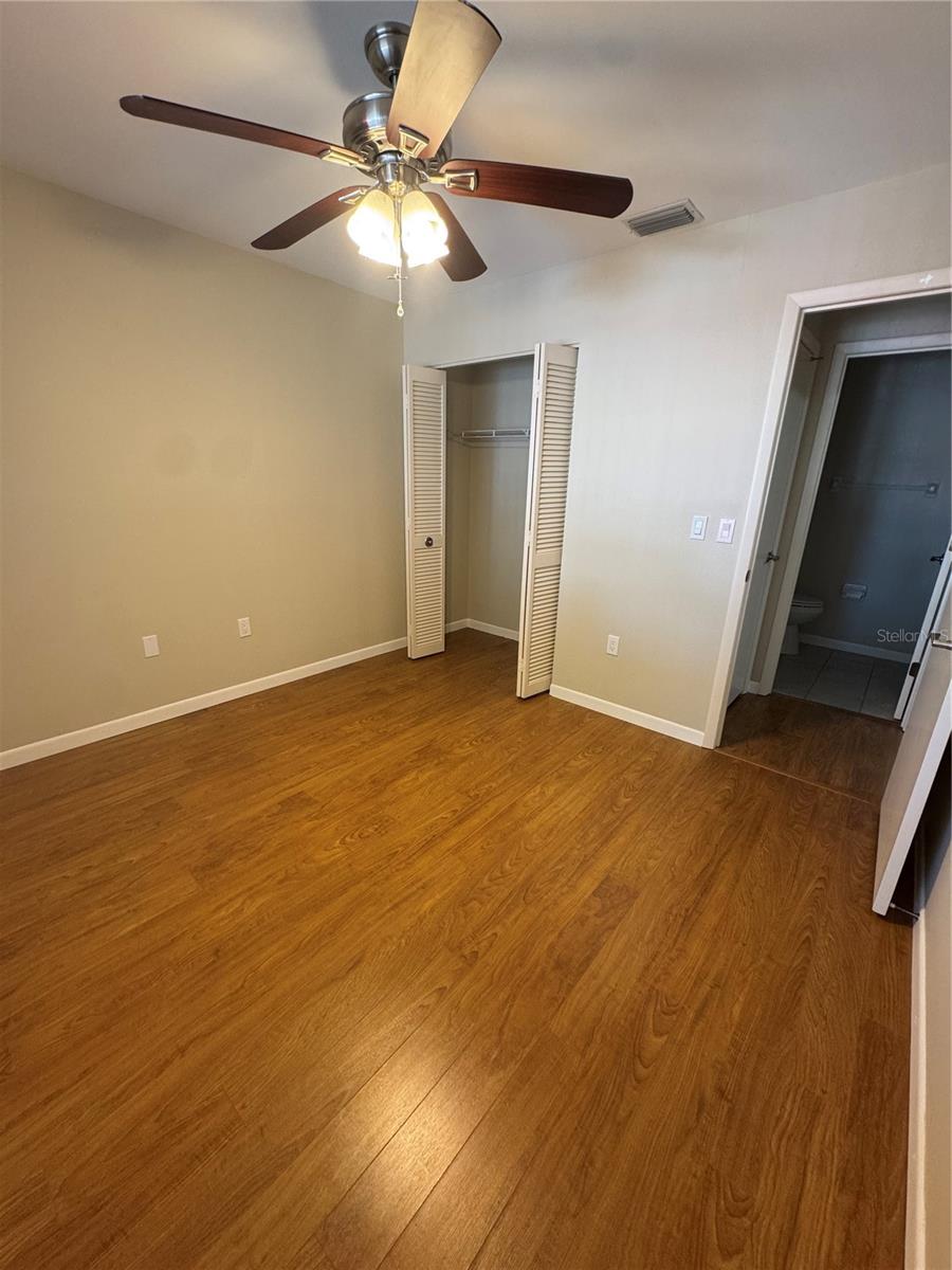 LAKE POINT LANDING - Residential Lease