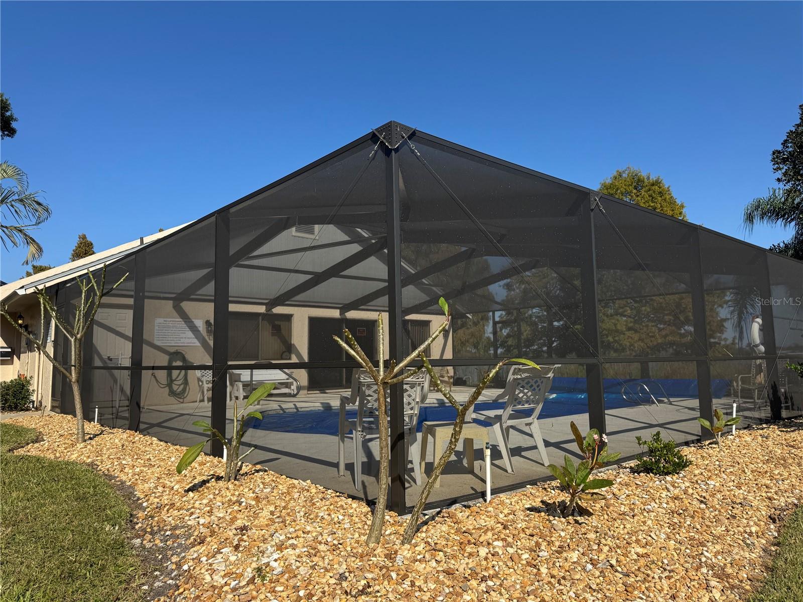 LAKE POINT LANDING - Residential Lease