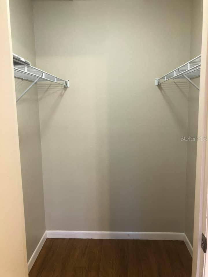 LAKE POINT LANDING - Residential Lease