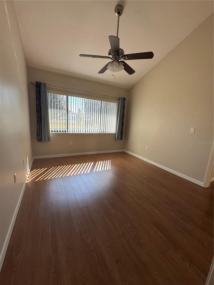 LAKE POINT LANDING - Residential Lease