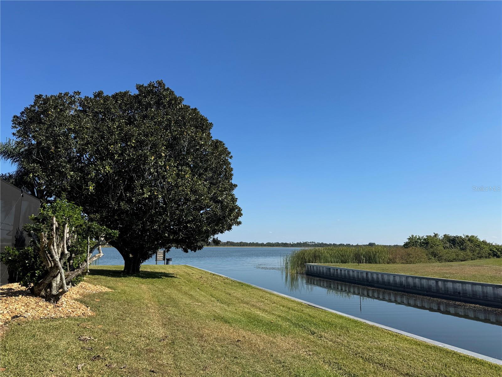 LAKE POINT LANDING - Residential Lease