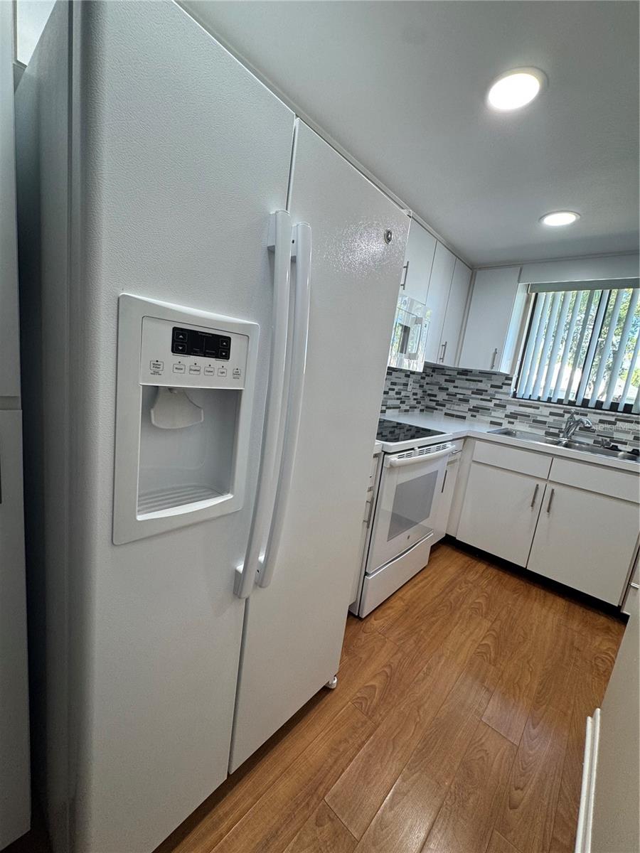 LAKE POINT LANDING - Residential Lease