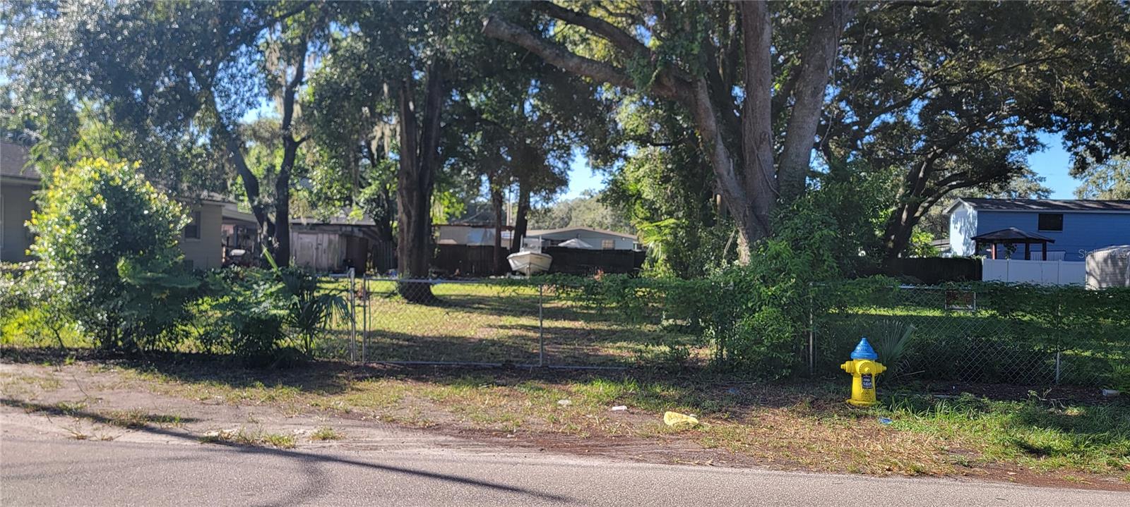 50x107 lot for sale. This lot was recently cut out from next door. Hillsborough County has not assigned a tax ID number yet. Folio number is 153096.0005.