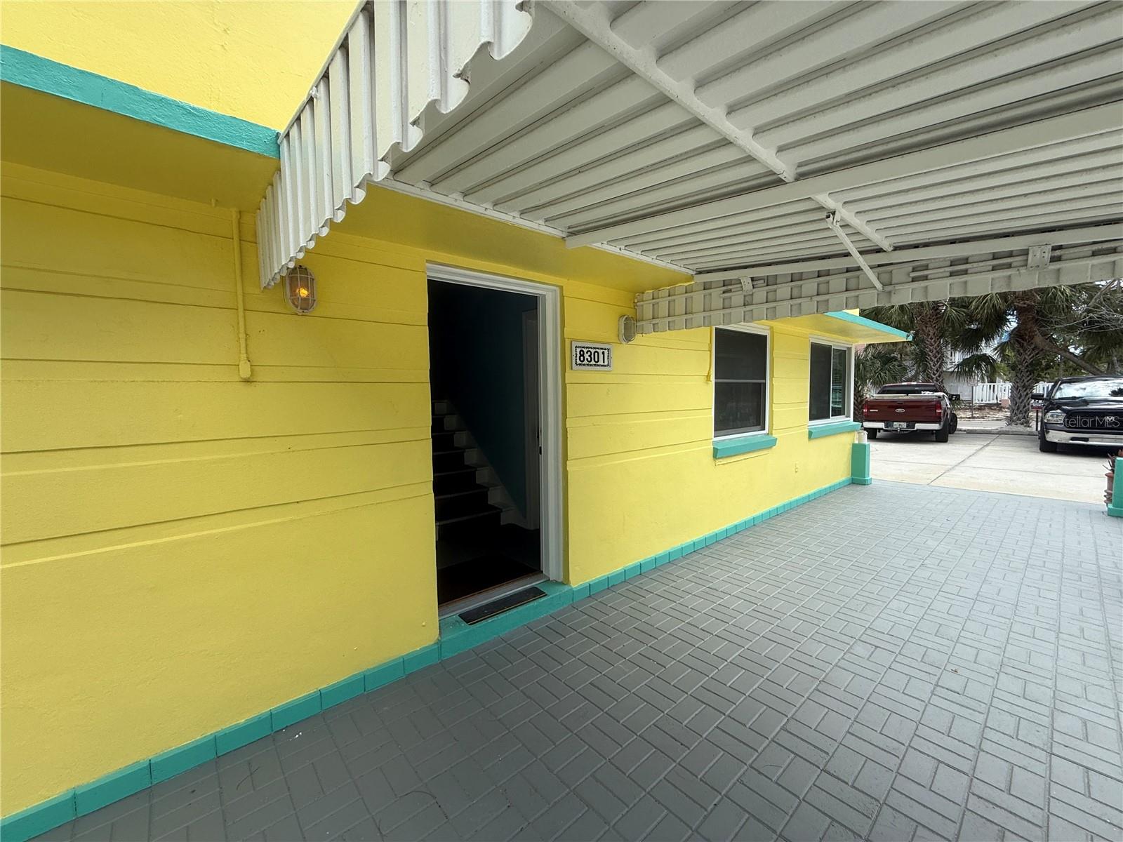 SUNSET BEACH - Residential Income