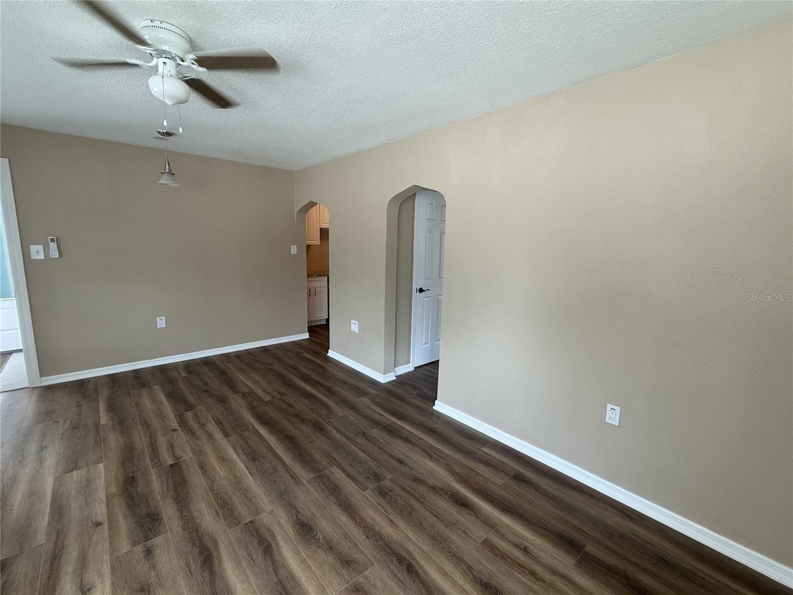 SUNSET BEACH - Residential Income