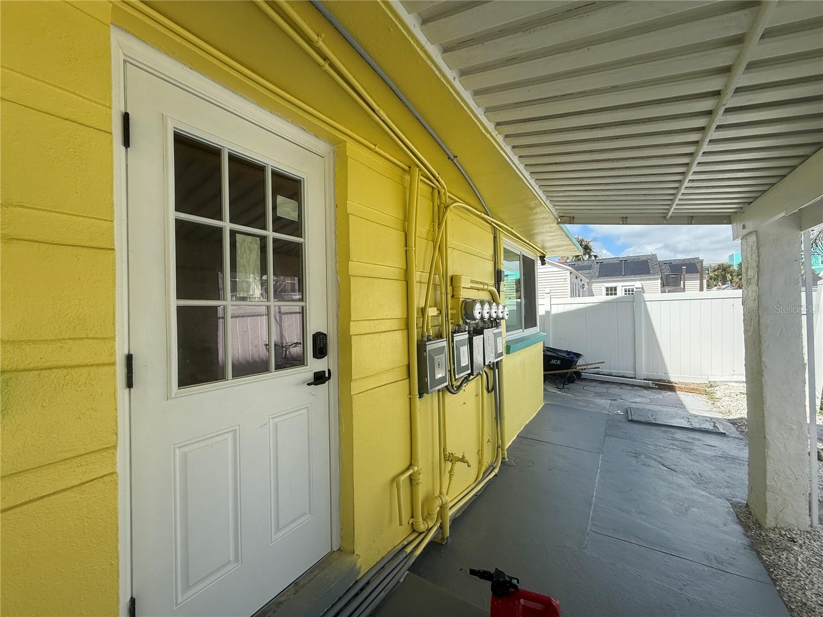 SUNSET BEACH - Residential Income