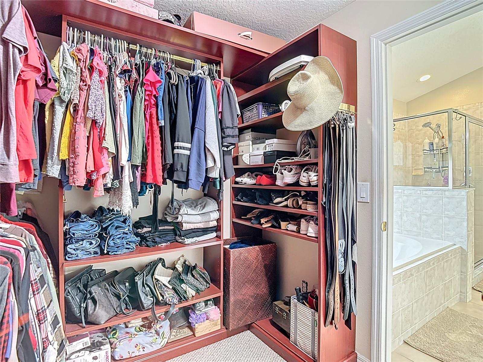 LAKE WEEKS PH 2 & 3 - Residential