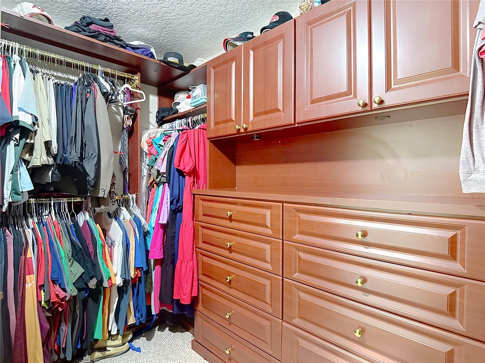 LAKE WEEKS PH 2 & 3 - Residential