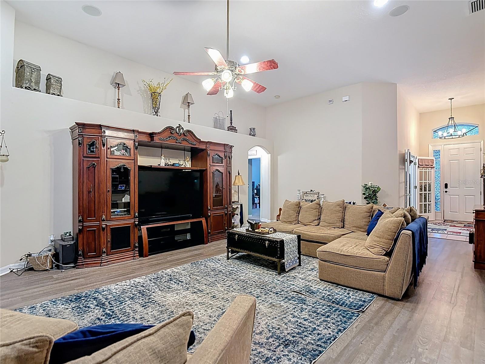 LAKE WEEKS PH 2 & 3 - Residential