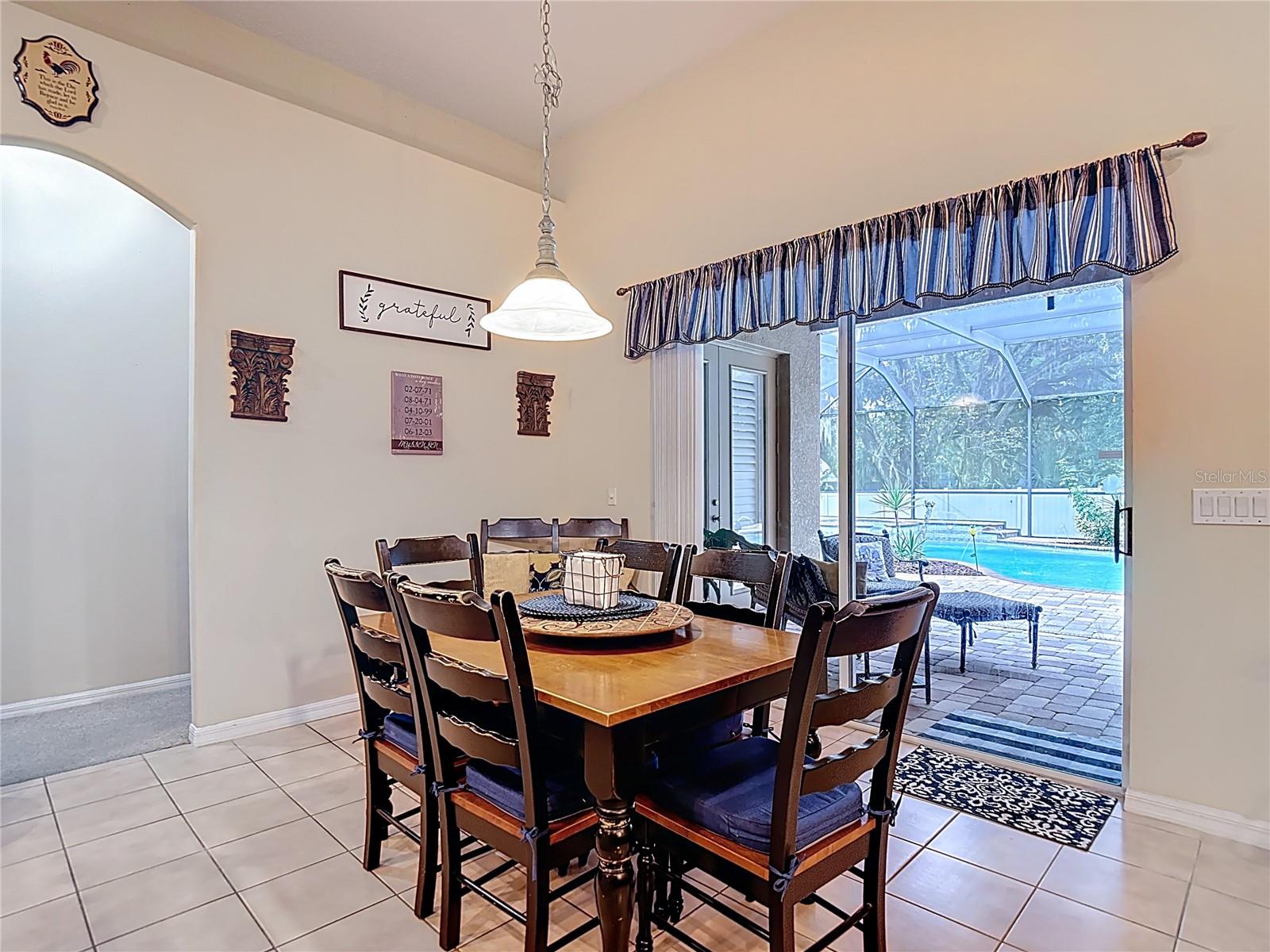 LAKE WEEKS PH 2 & 3 - Residential