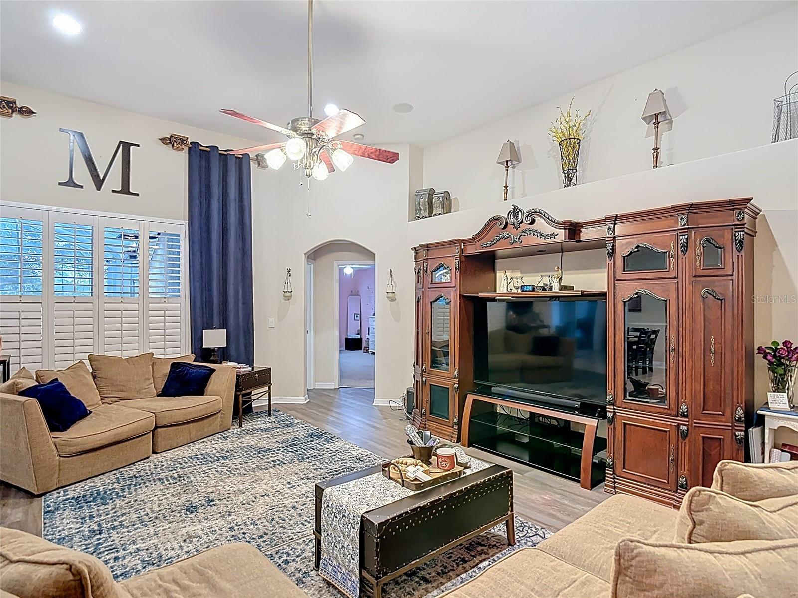 LAKE WEEKS PH 2 & 3 - Residential