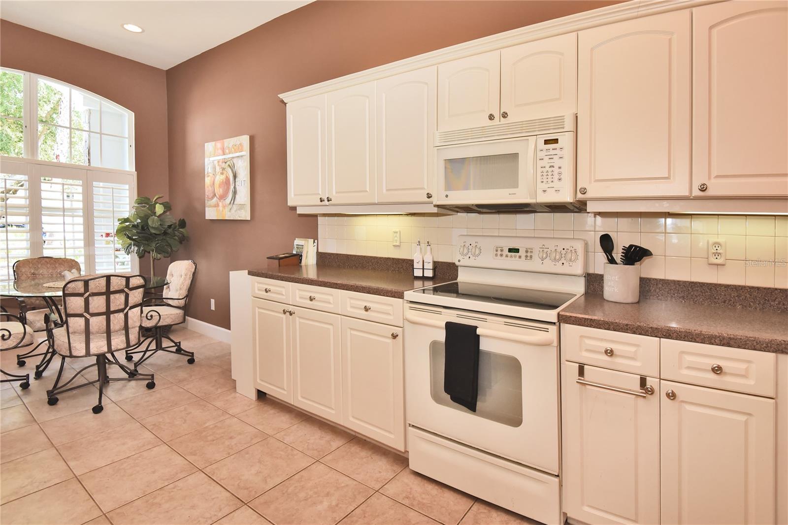 1442 CARLOW CIRCLE
