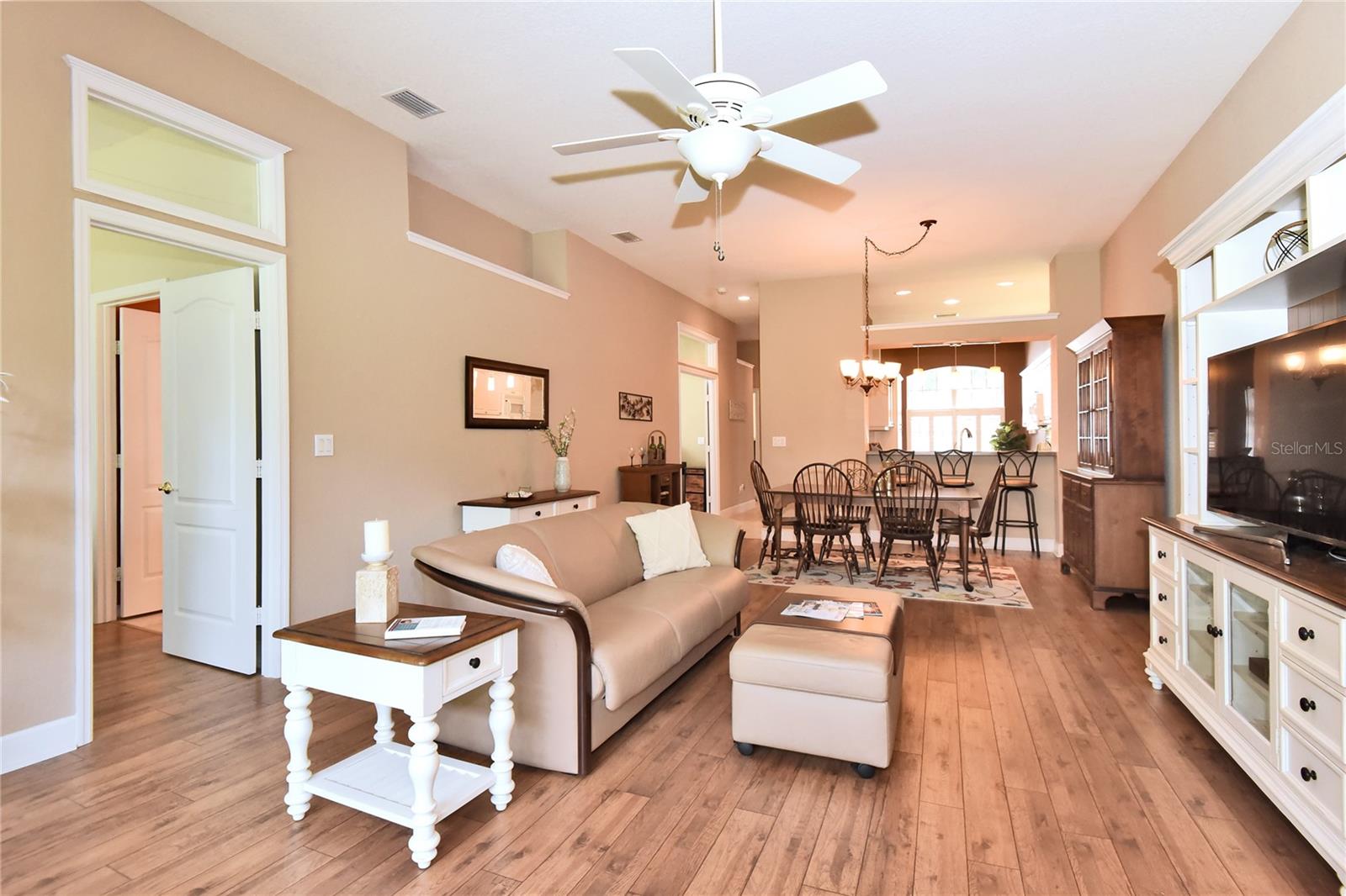 1442 CARLOW CIRCLE
