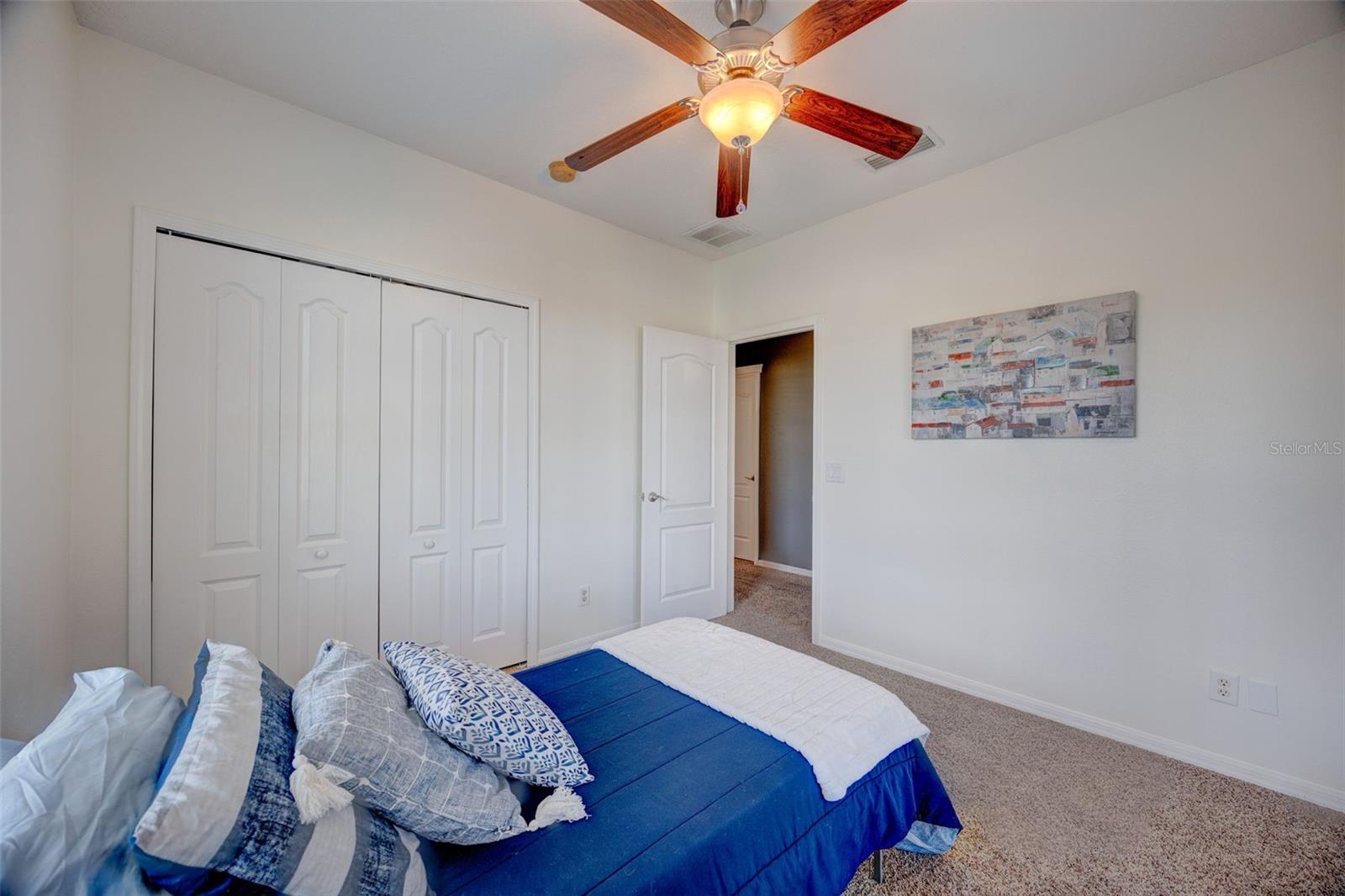 LUXURY CONDO AT FISHHAW - Residential