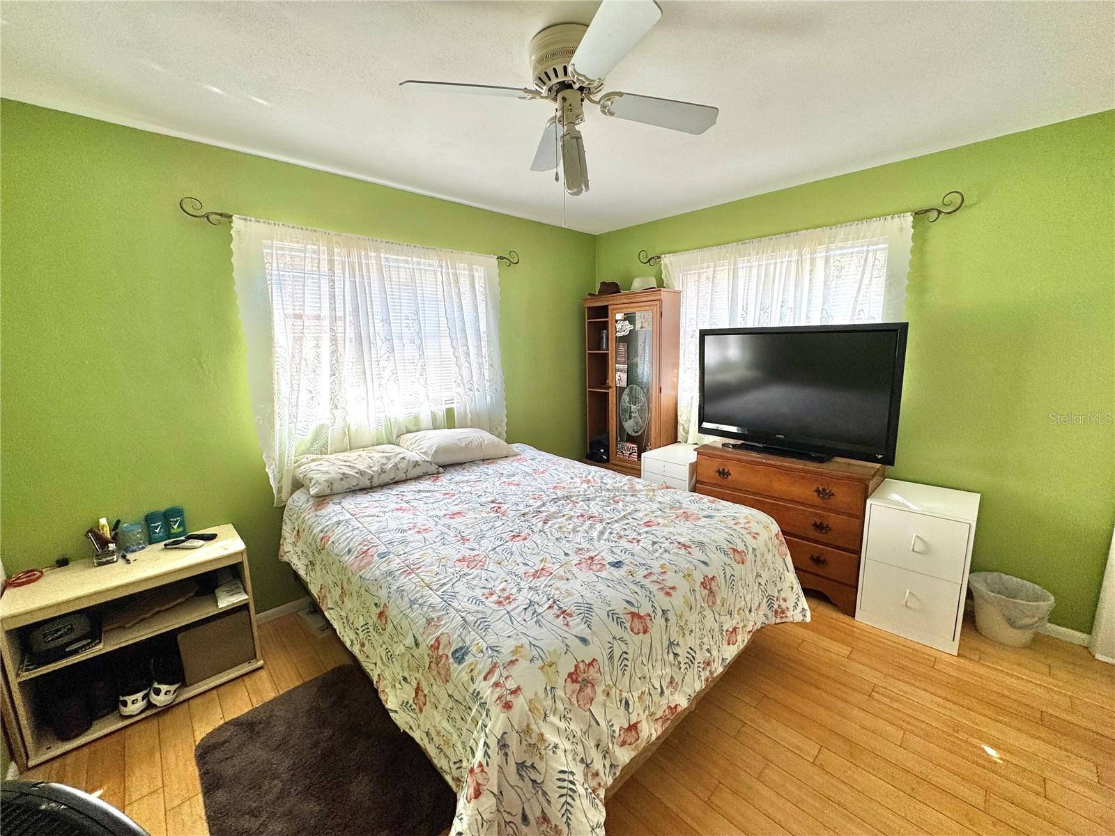 BEVERLY HILLS - Residential