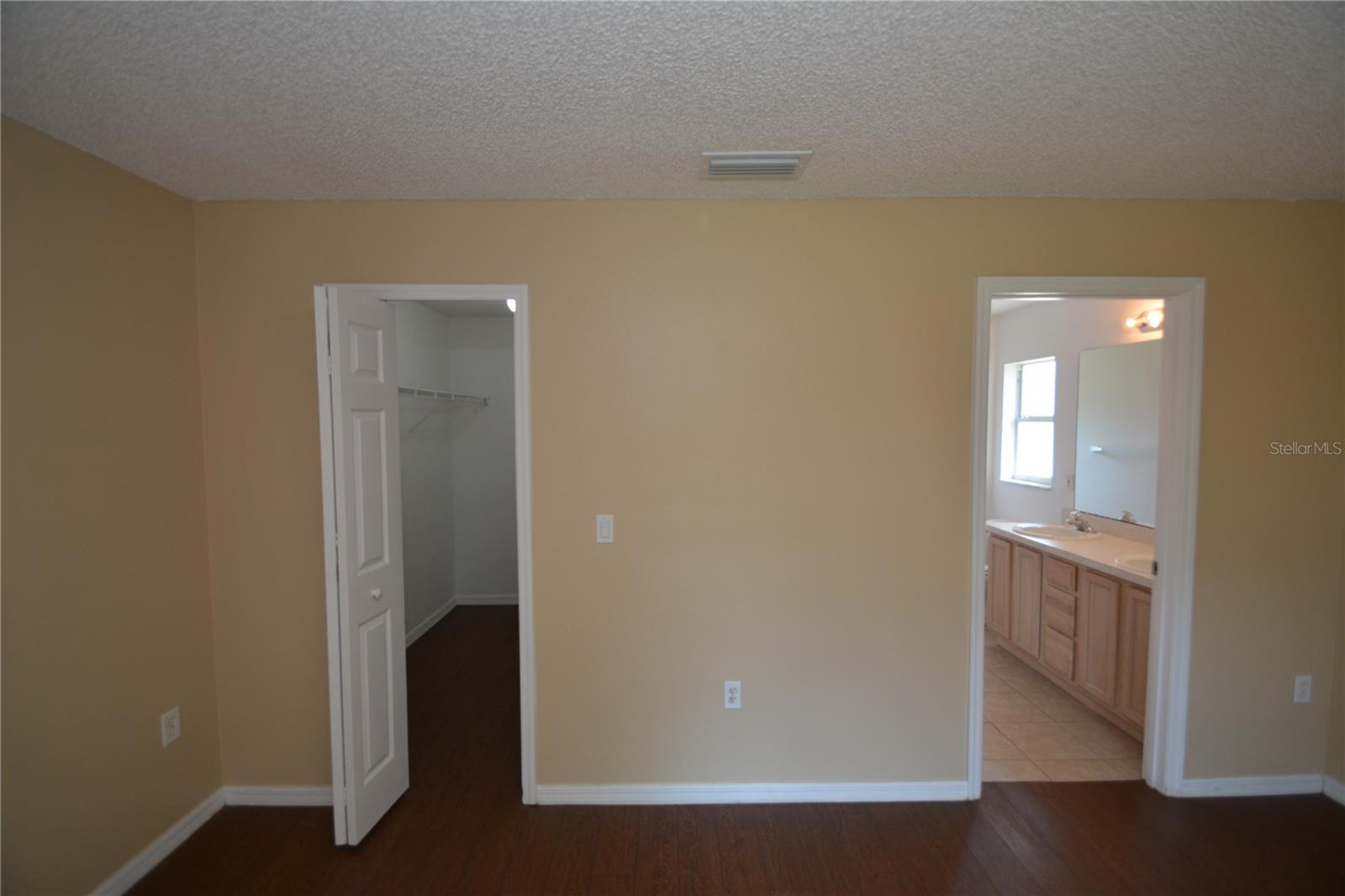 LEHIGH WOODS - Residential Lease