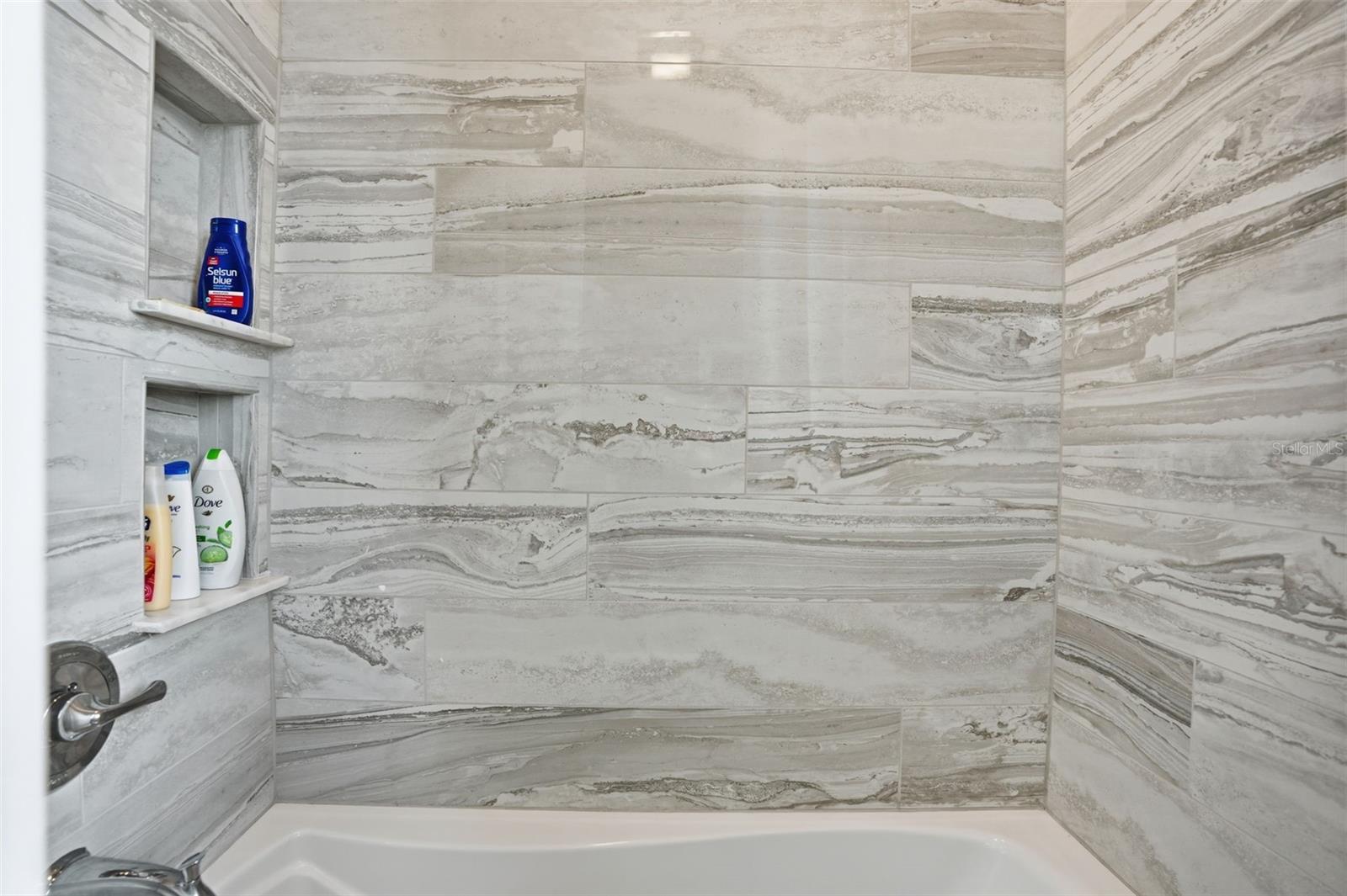 JENKINS ESTATES (REPLAT SUNSET SHORES) - Residential