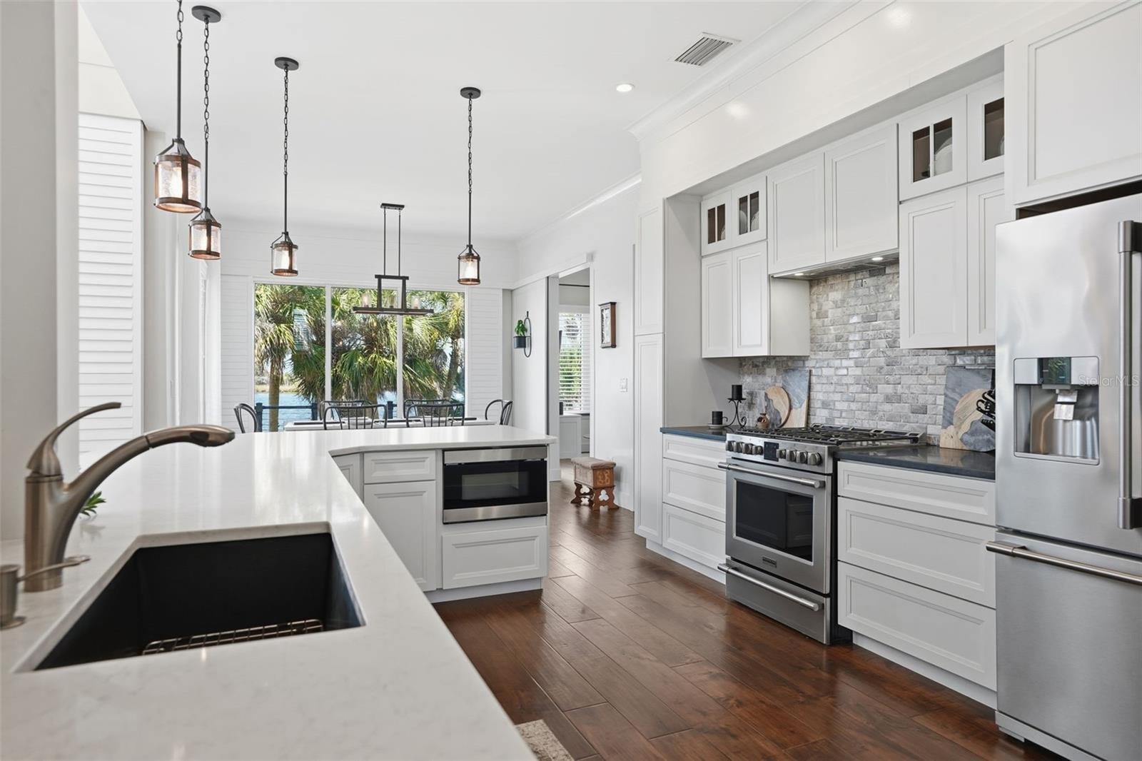 JENKINS ESTATES (REPLAT SUNSET SHORES) - Residential