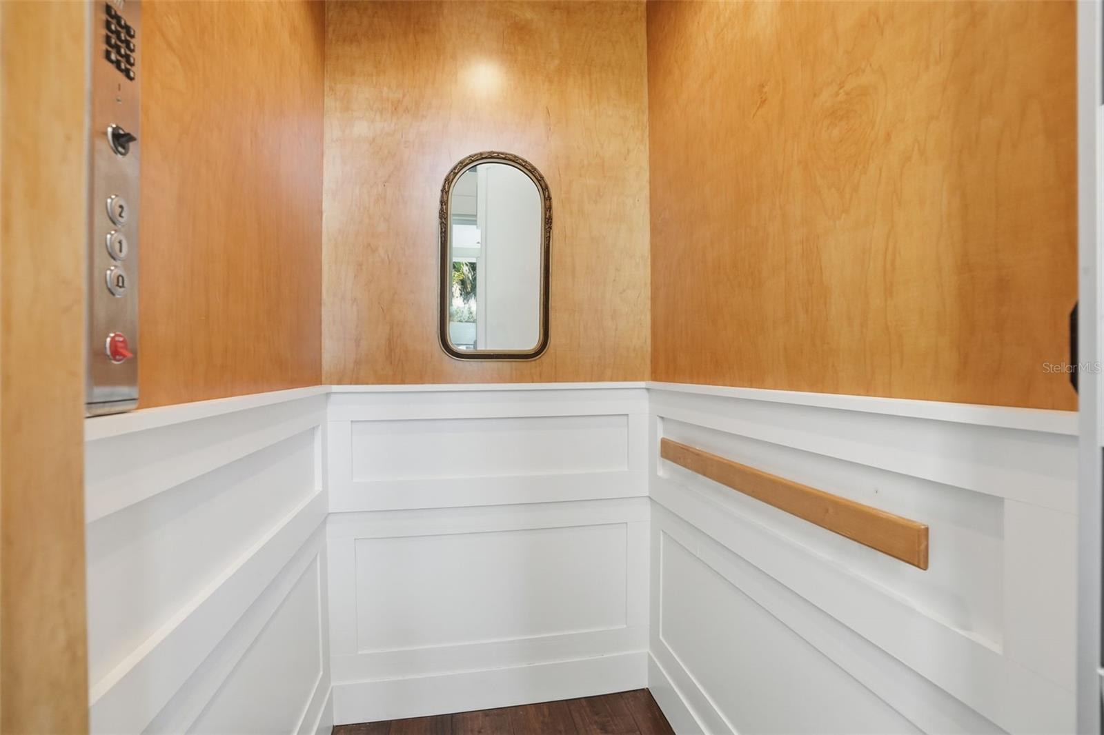 JENKINS ESTATES (REPLAT SUNSET SHORES) - Residential