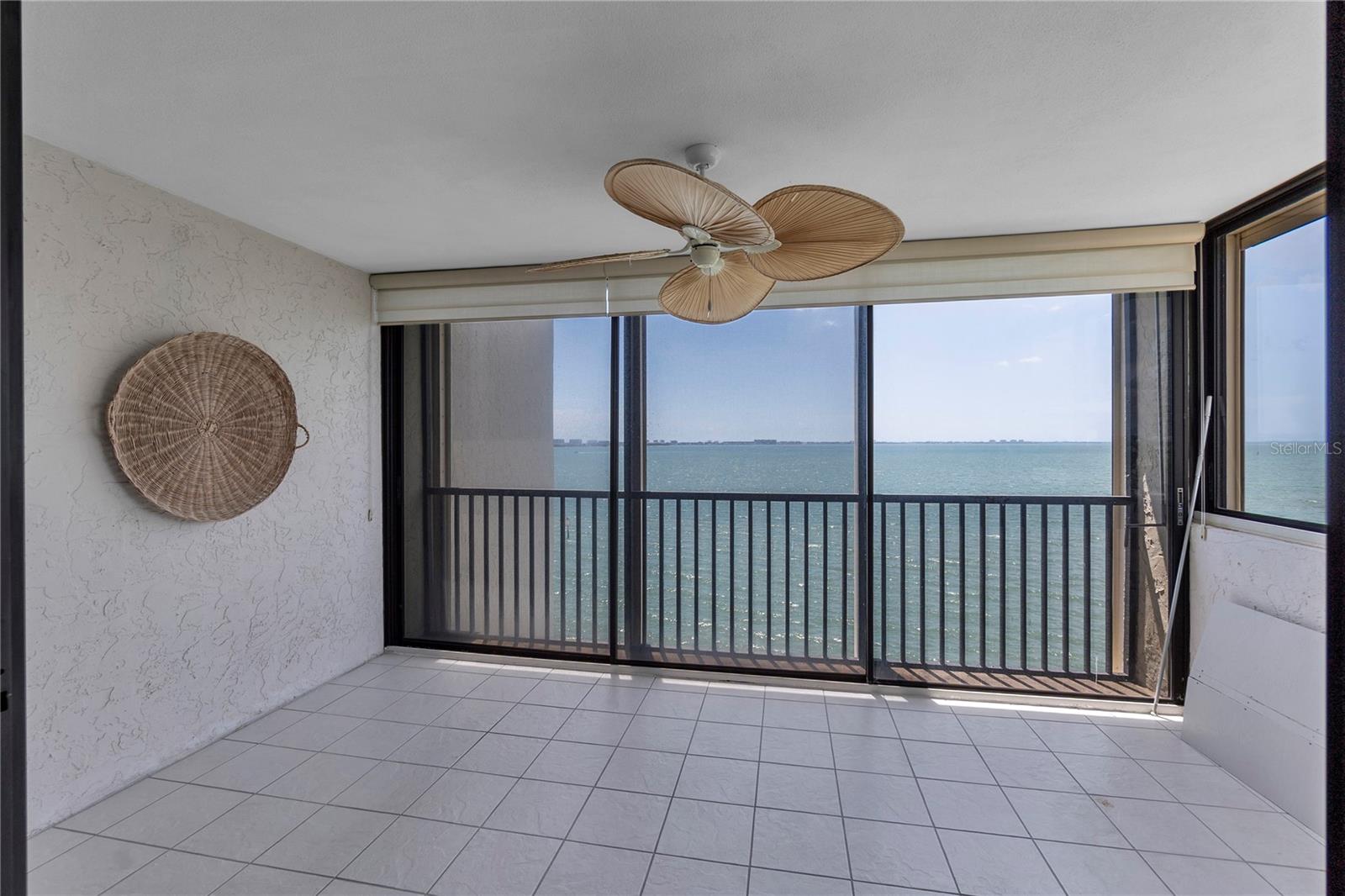 101 SUNSET DRIVE PH1