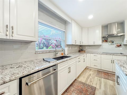 Tiny photo for 710 SE 1st Court, Crystal River, FL 34429 (MLS # TB8432394)