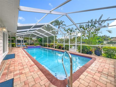 Tiny photo for 710 SE 1st Court, Crystal River, FL 34429 (MLS # TB8432394)