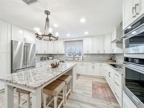 Tiny photo for 710 SE 1st Court, Crystal River, FL 34429 (MLS # TB8432394)