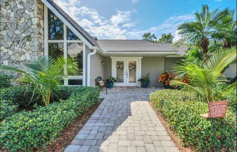 A home in AUBURNDALE