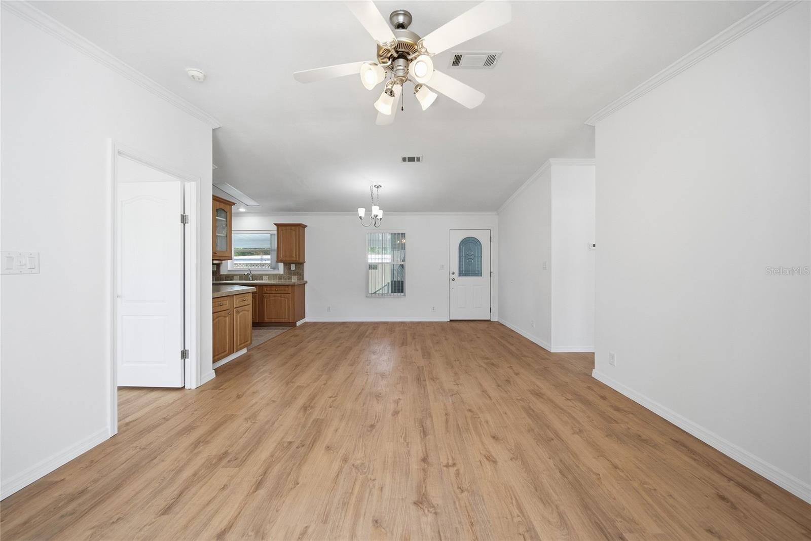 130 PATRICIA AVENUE 44