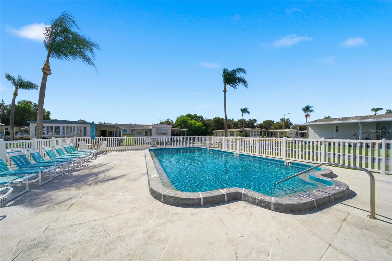 DUNEDIN PALMS UNREC - Residential