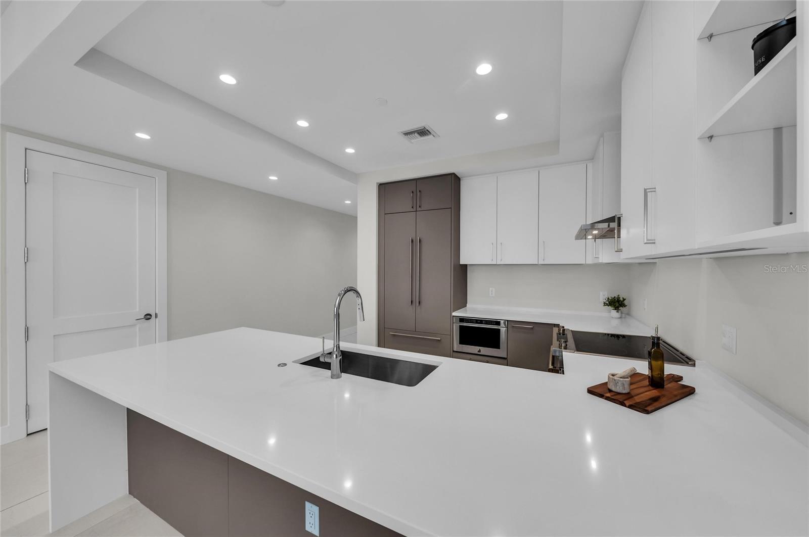 ART HOUSE CONDO - Residential Lease