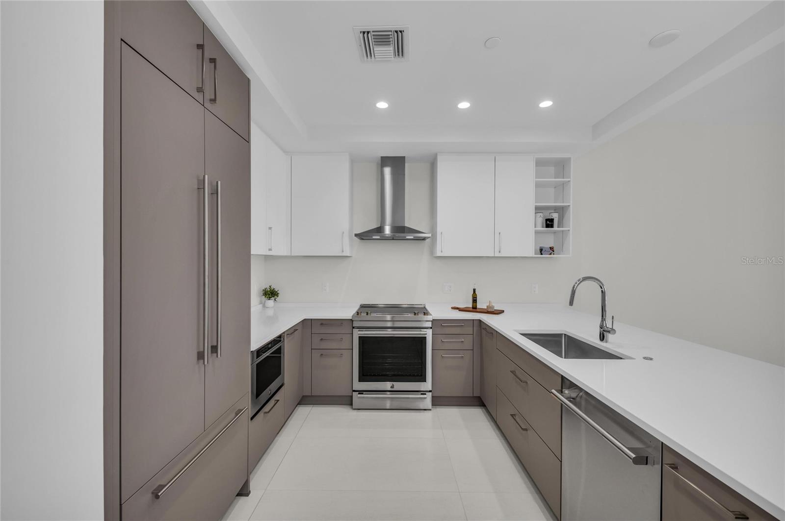 ART HOUSE CONDO - Residential Lease