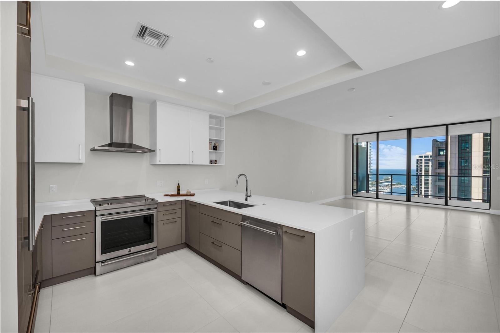 ART HOUSE CONDO - Residential Lease