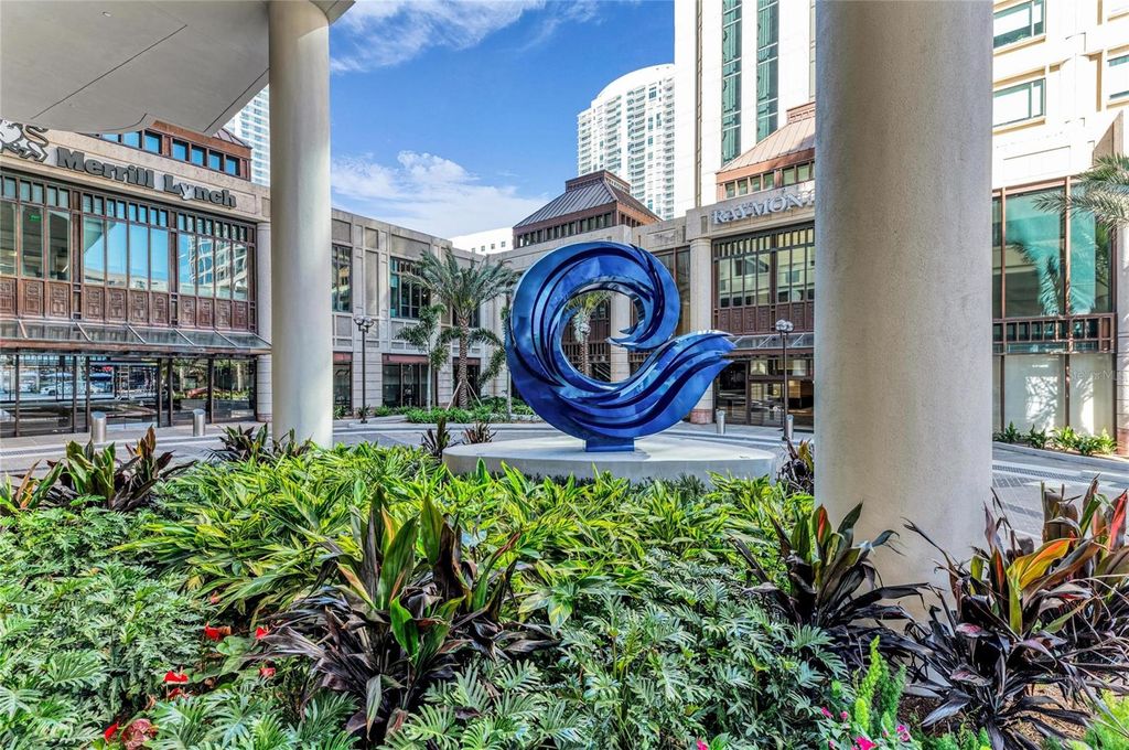 Photo of 275 1st Avenue S #2204, St Petersburg, FL 33701 (MLS # A4687068)