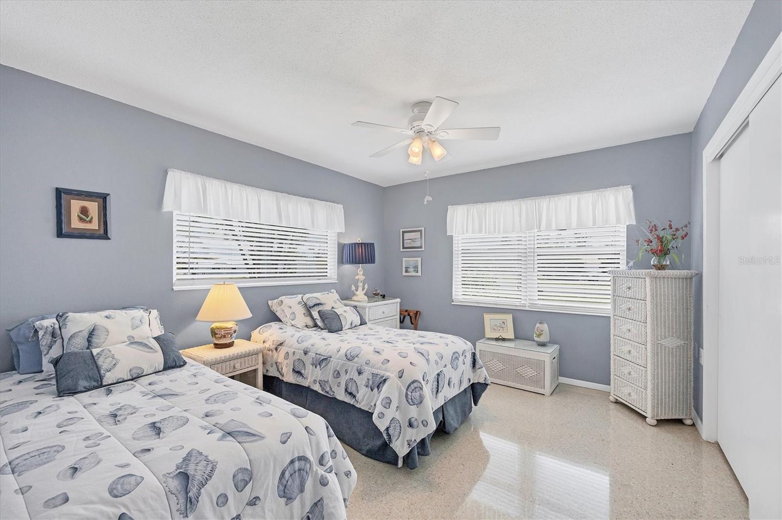 RIVERSIDE - Residential