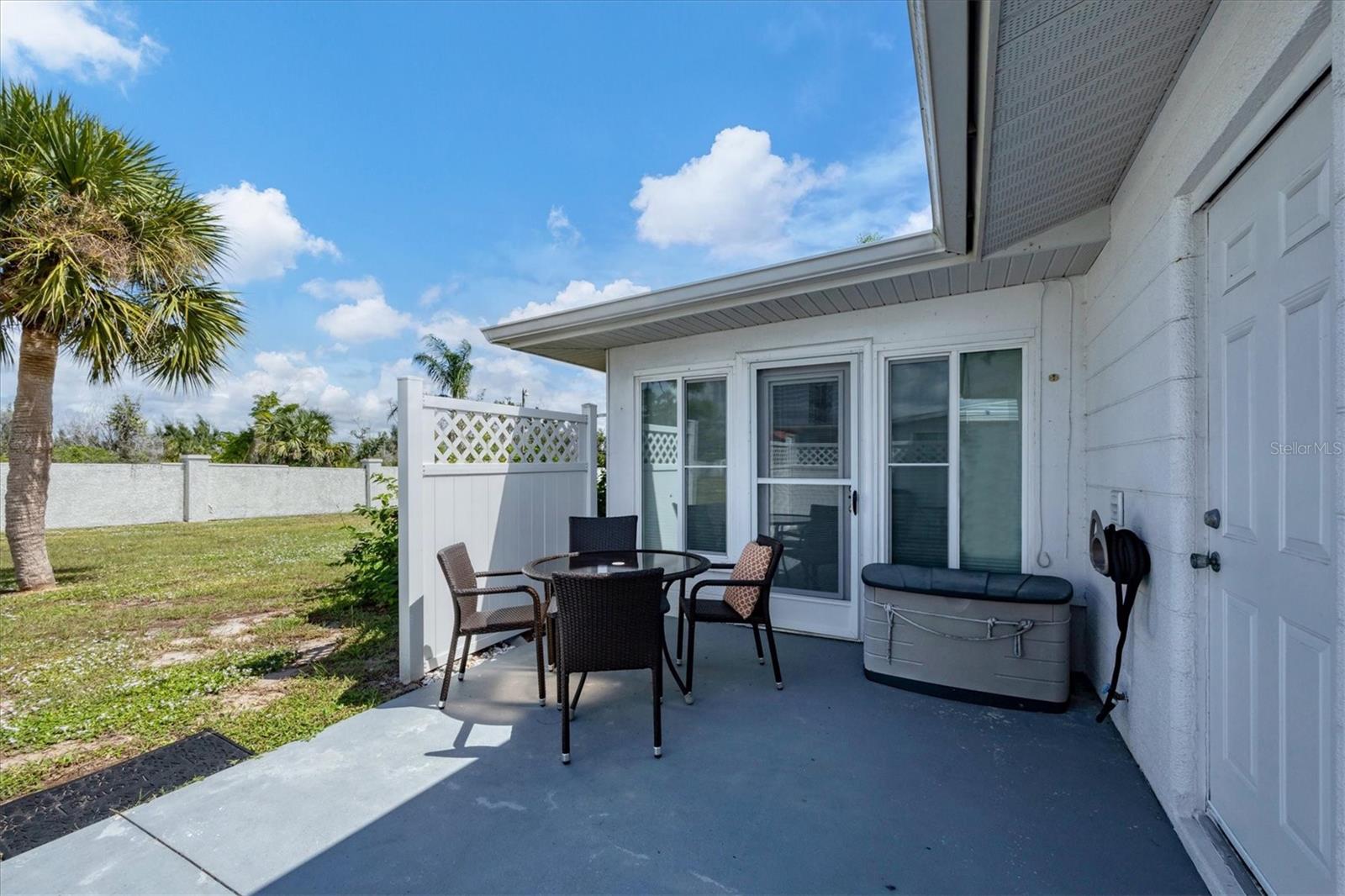 RIVERSIDE - Residential