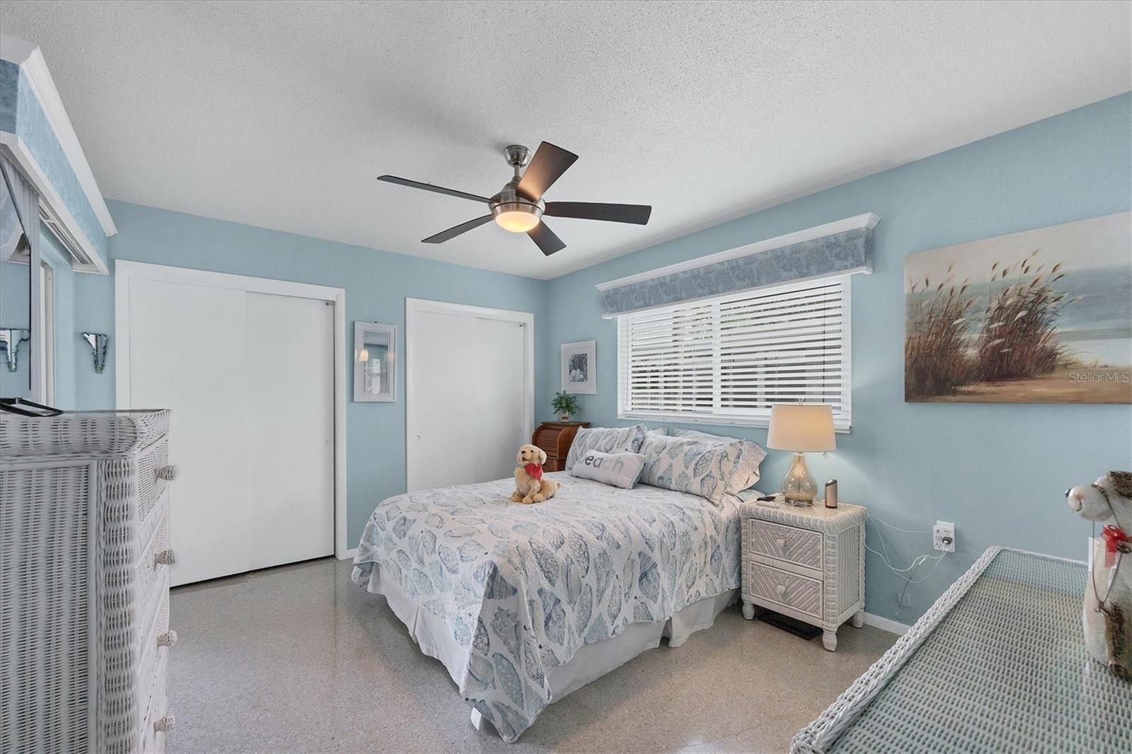 RIVERSIDE - Residential