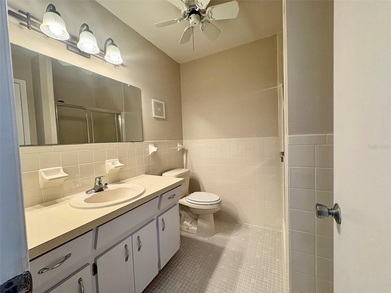 ON TOP OF THE WORLD - Residential