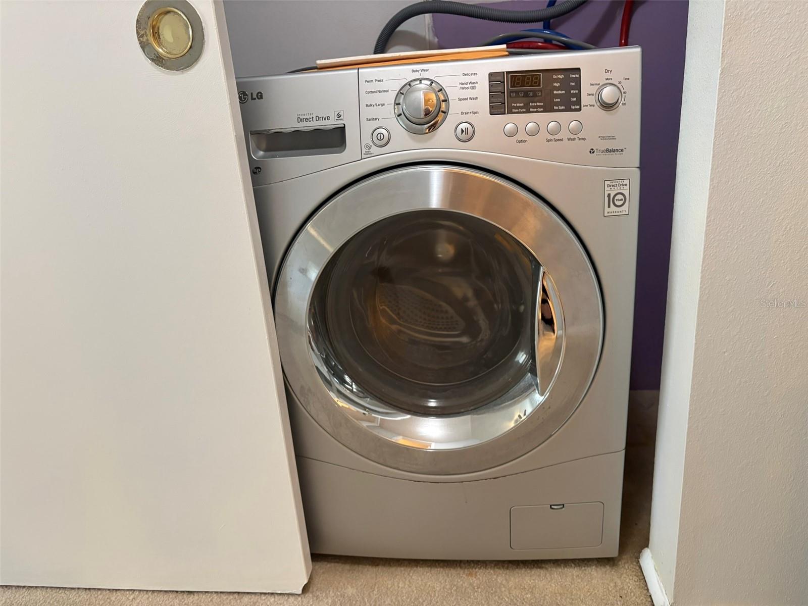 ON TOP OF THE WORLD - Residential