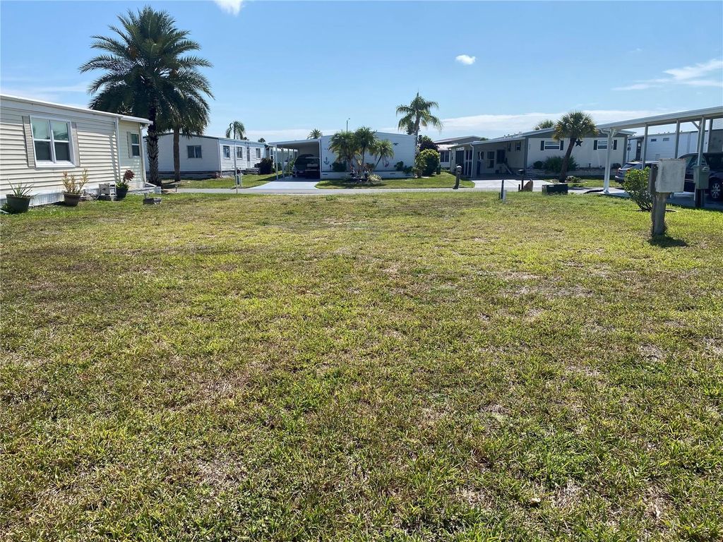 Photo of 530 Parkwood Avenue, North Port, FL 34287 (MLS # N6144330)