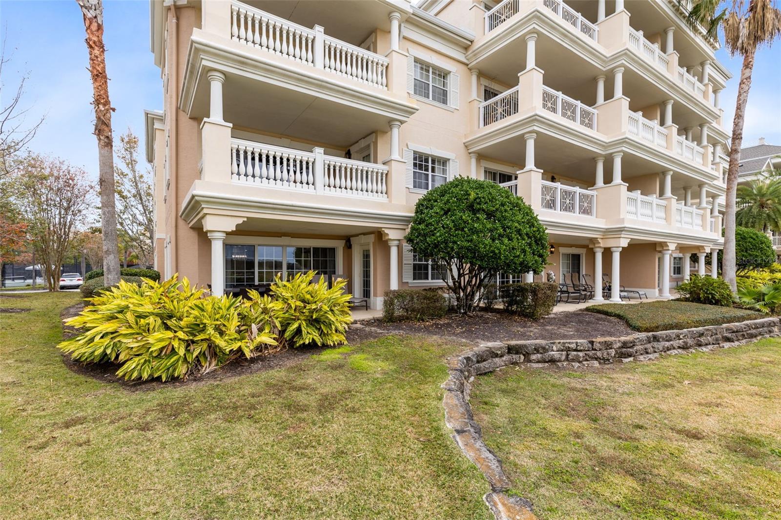 CENTRE COURT RIDGE CONDO PH 10 BLDG J - Residential