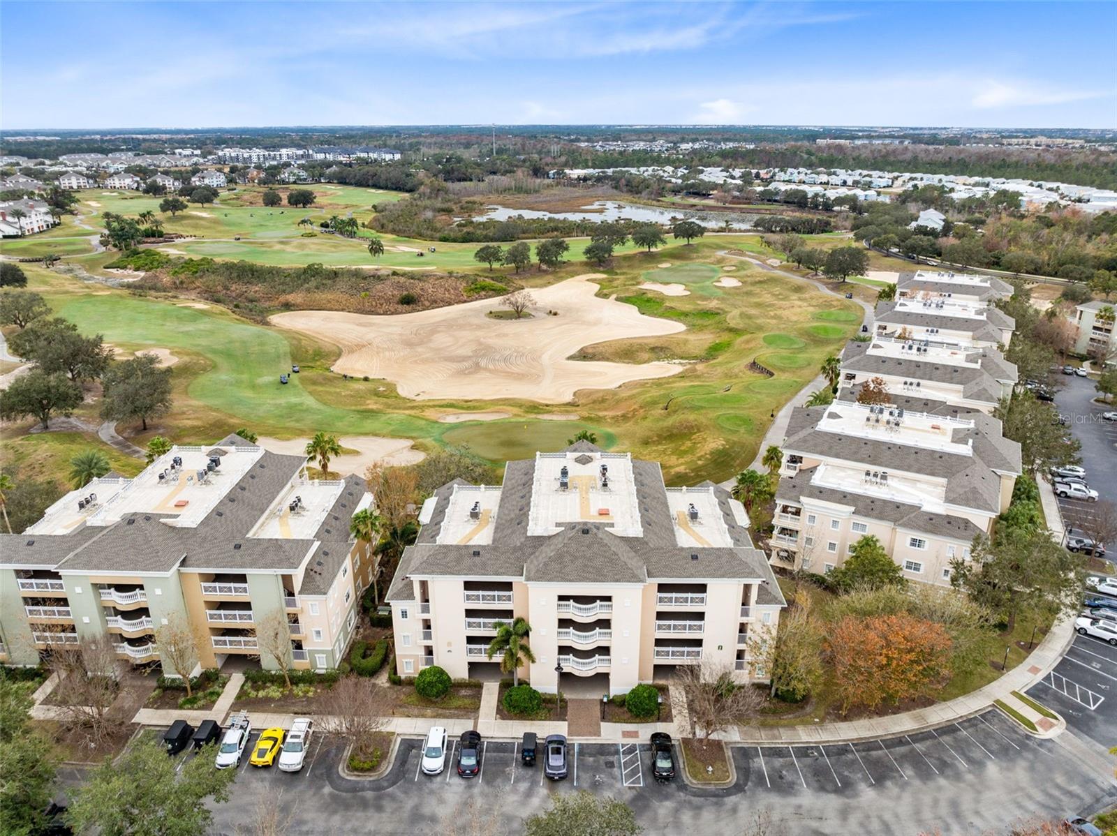 CENTRE COURT RIDGE CONDO PH 10 BLDG J - Residential