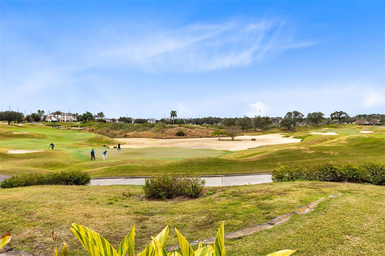 CENTRE COURT RIDGE CONDO PH 10 BLDG J - Residential