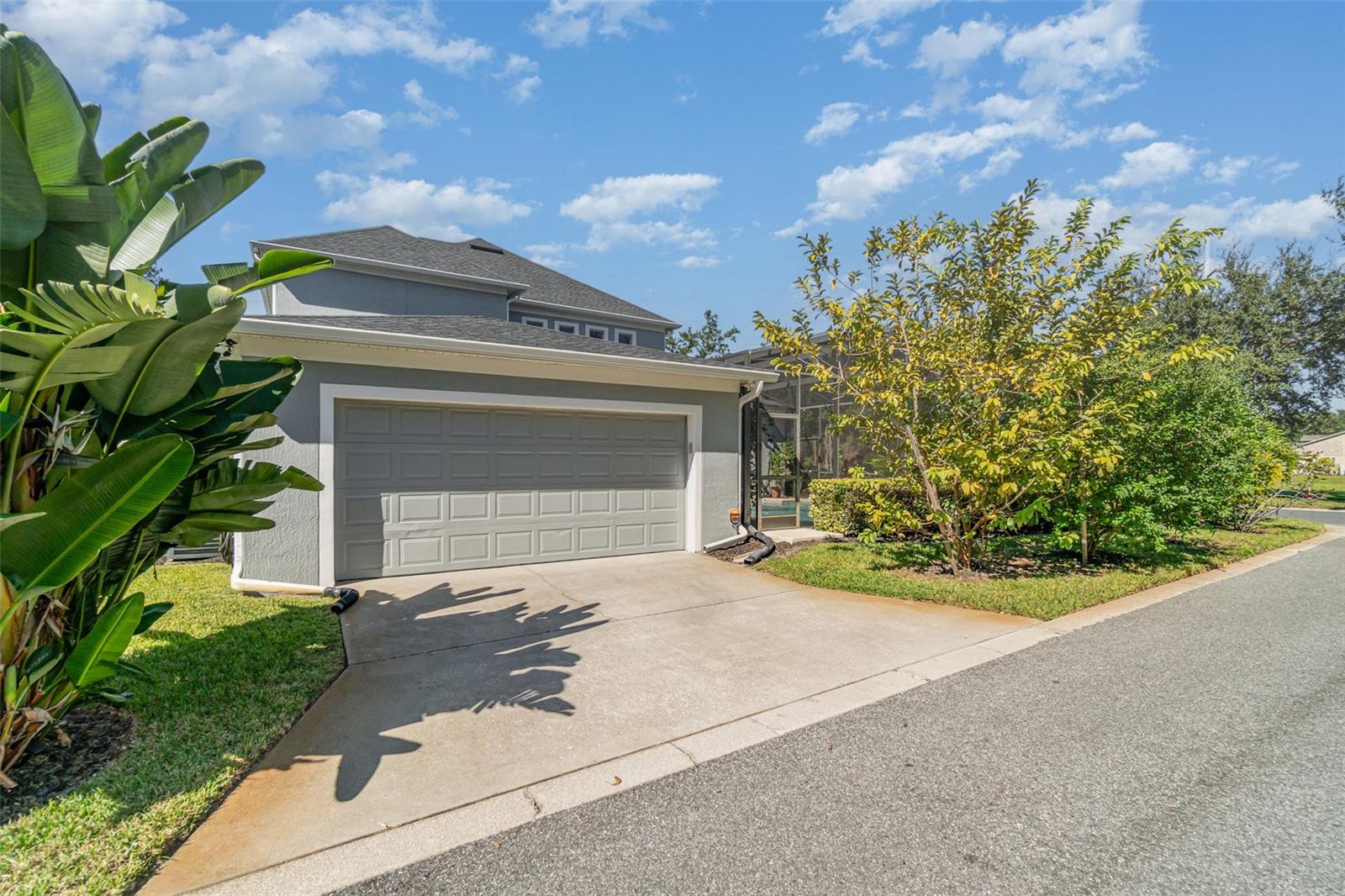 LAKES WINDERMERE PH 01 49 108 - Residential